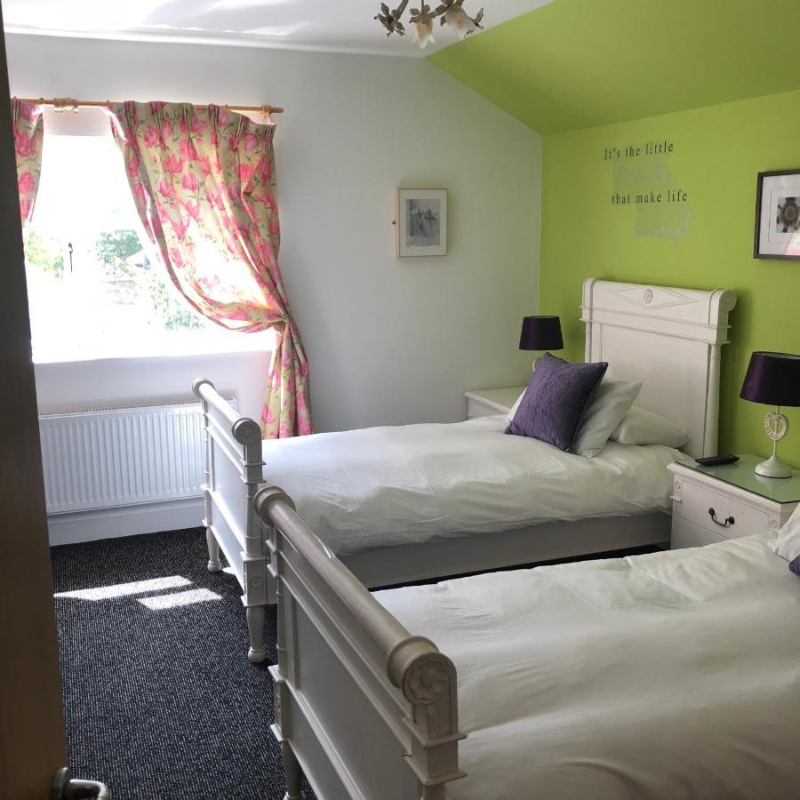 Laragh House B&B Килкени Екстериор снимка